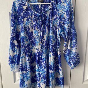 Blue and White gently worn top sz Lg
